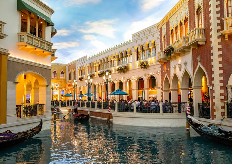 Top Shopping Spots in Las Vegas